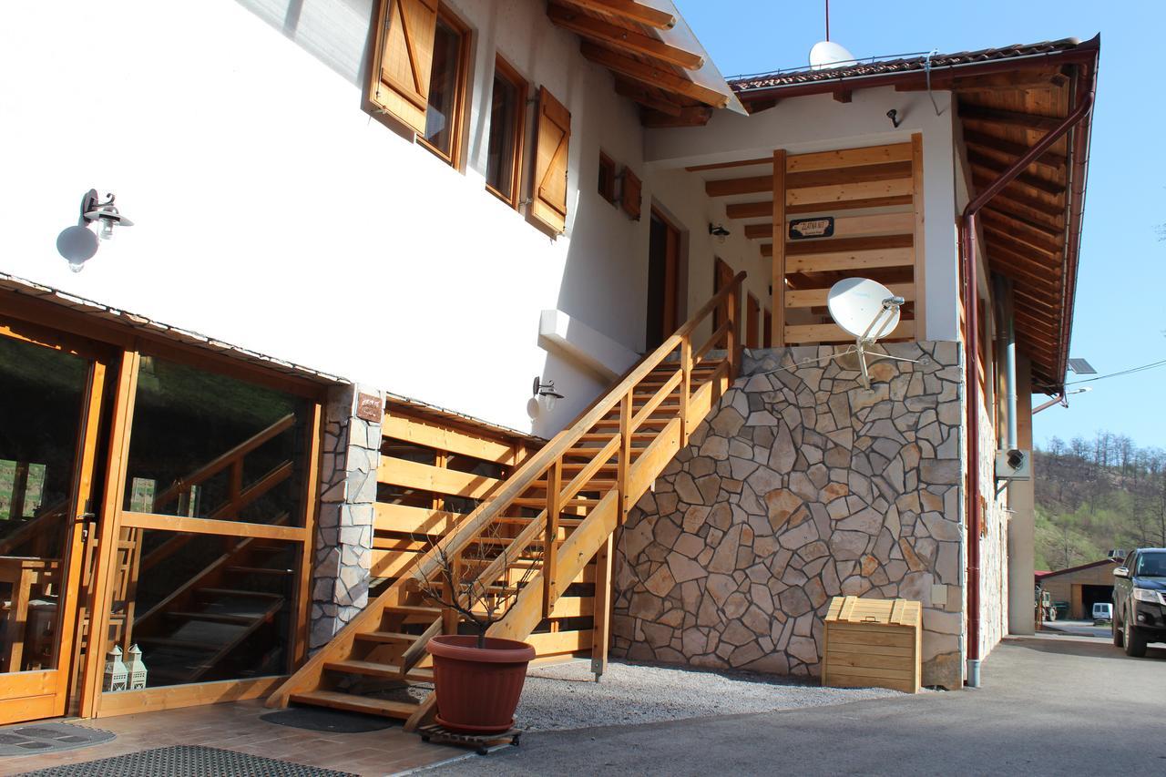 B&B Zlatna Nit Bosanska Krupa Bagian luar foto