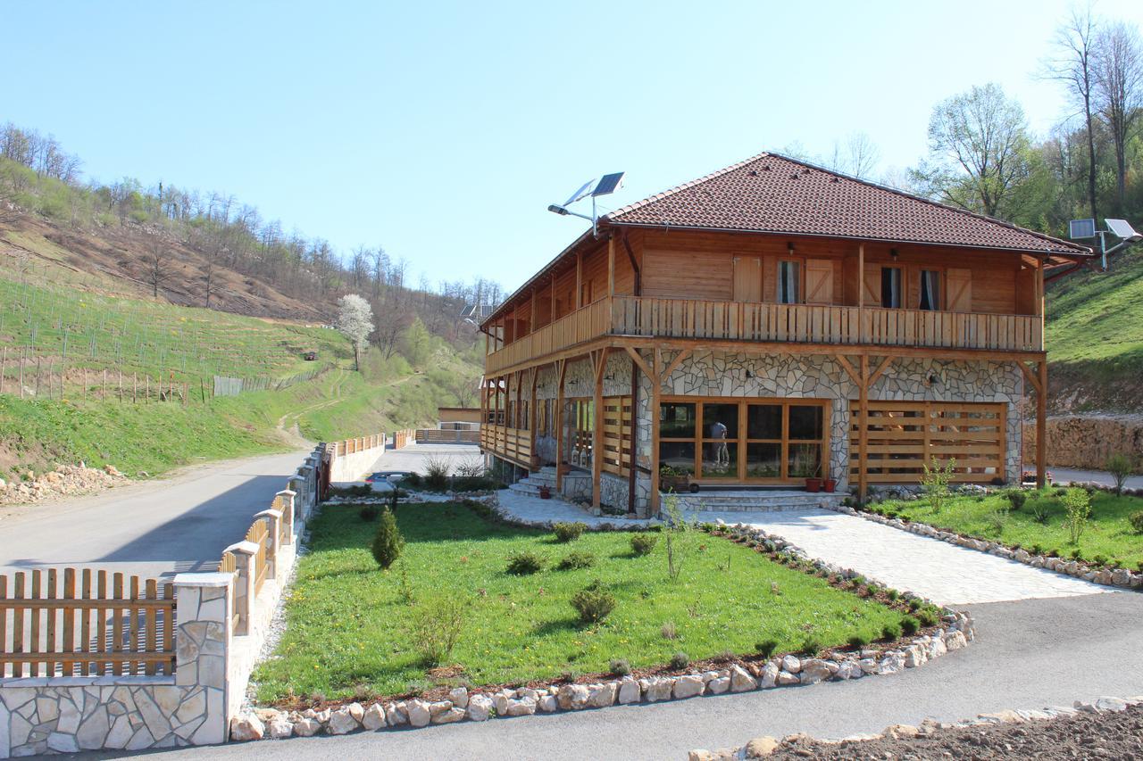 B&B Zlatna Nit Bosanska Krupa Bagian luar foto