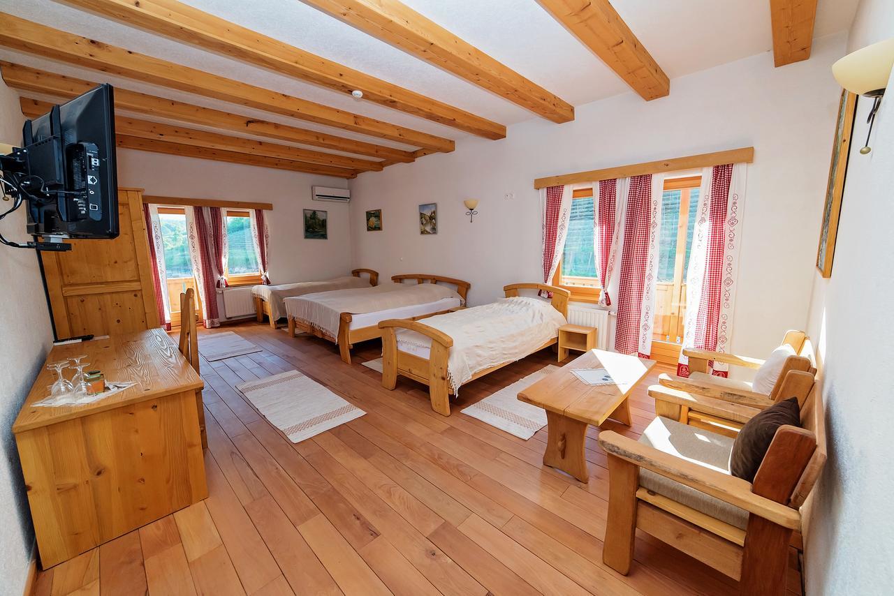 B&B Zlatna Nit Bosanska Krupa Bagian luar foto