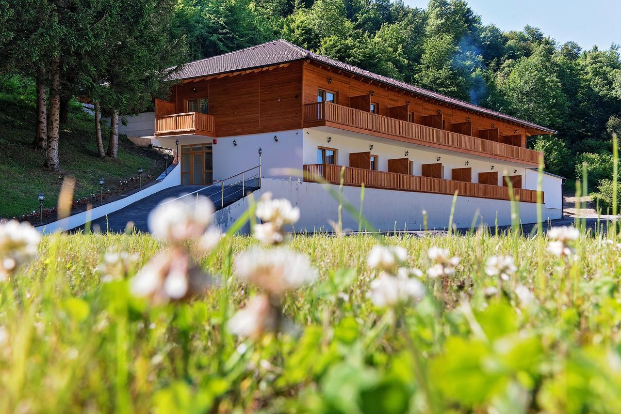 B&B Zlatna Nit Bosanska Krupa Bagian luar foto