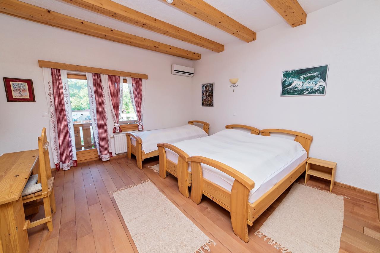 B&B Zlatna Nit Bosanska Krupa Bagian luar foto